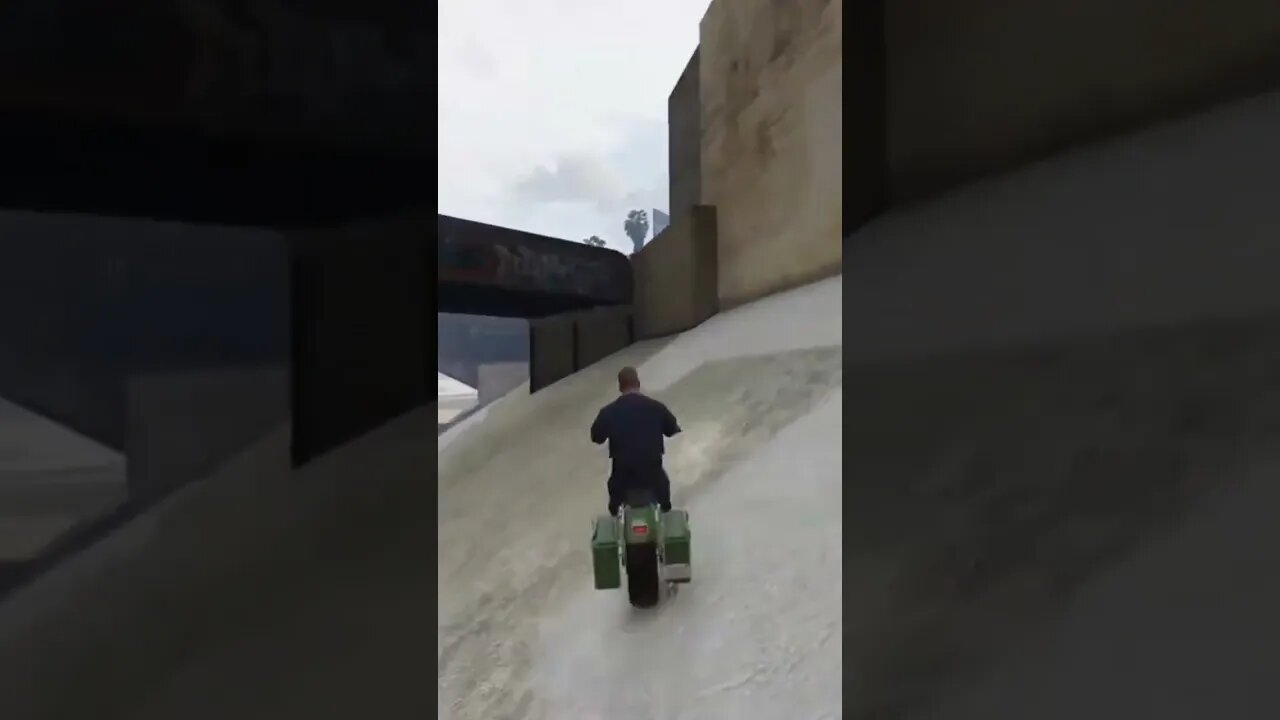 Franklin Goes Super Man Mode GTA V #crazy #gta5 #gta #flying #stunt