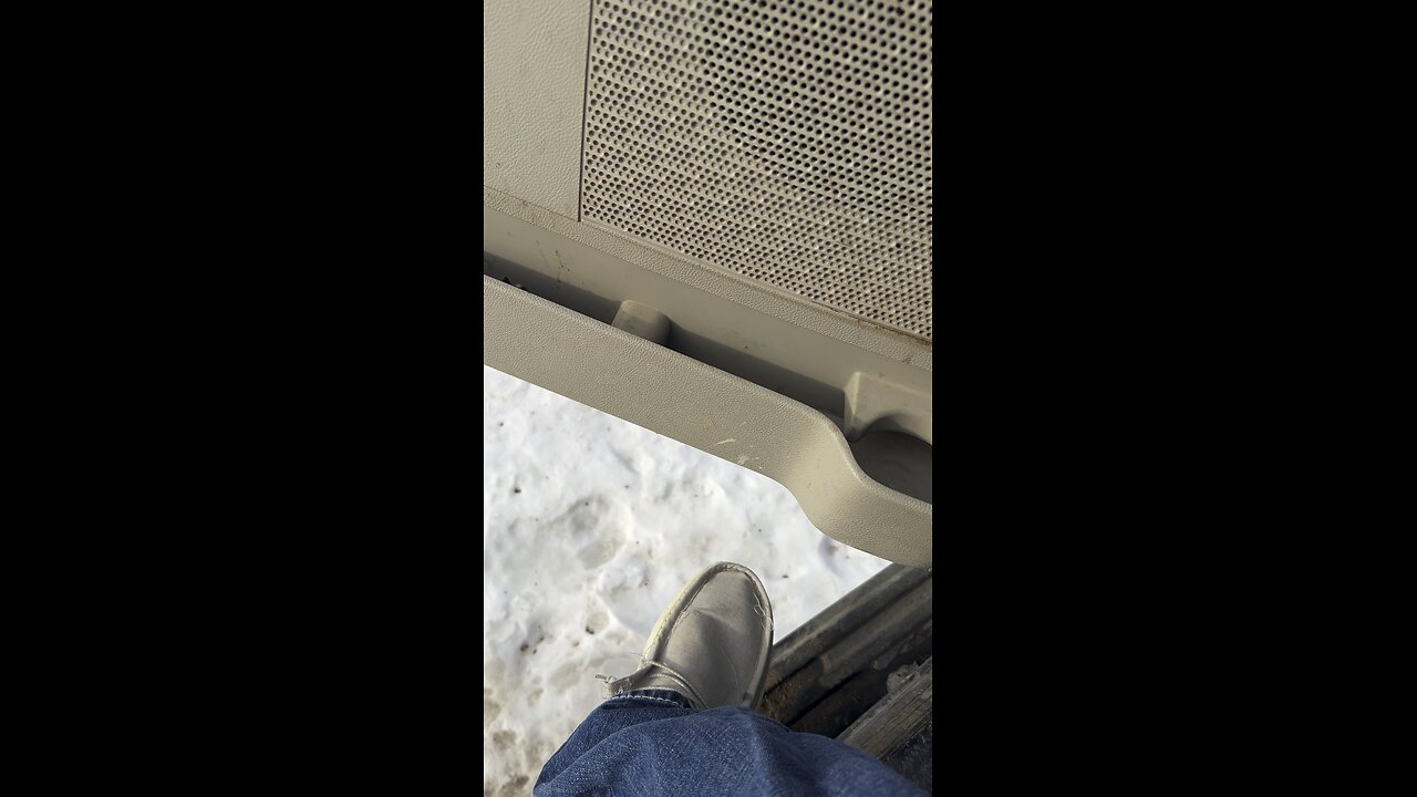 2014 ford expedition cold start