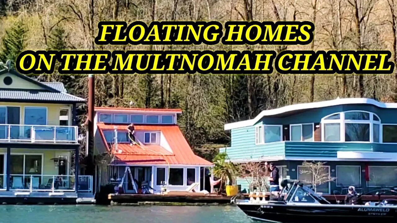 Floating homes on the Multnomah channel, Oregon 🇺🇲