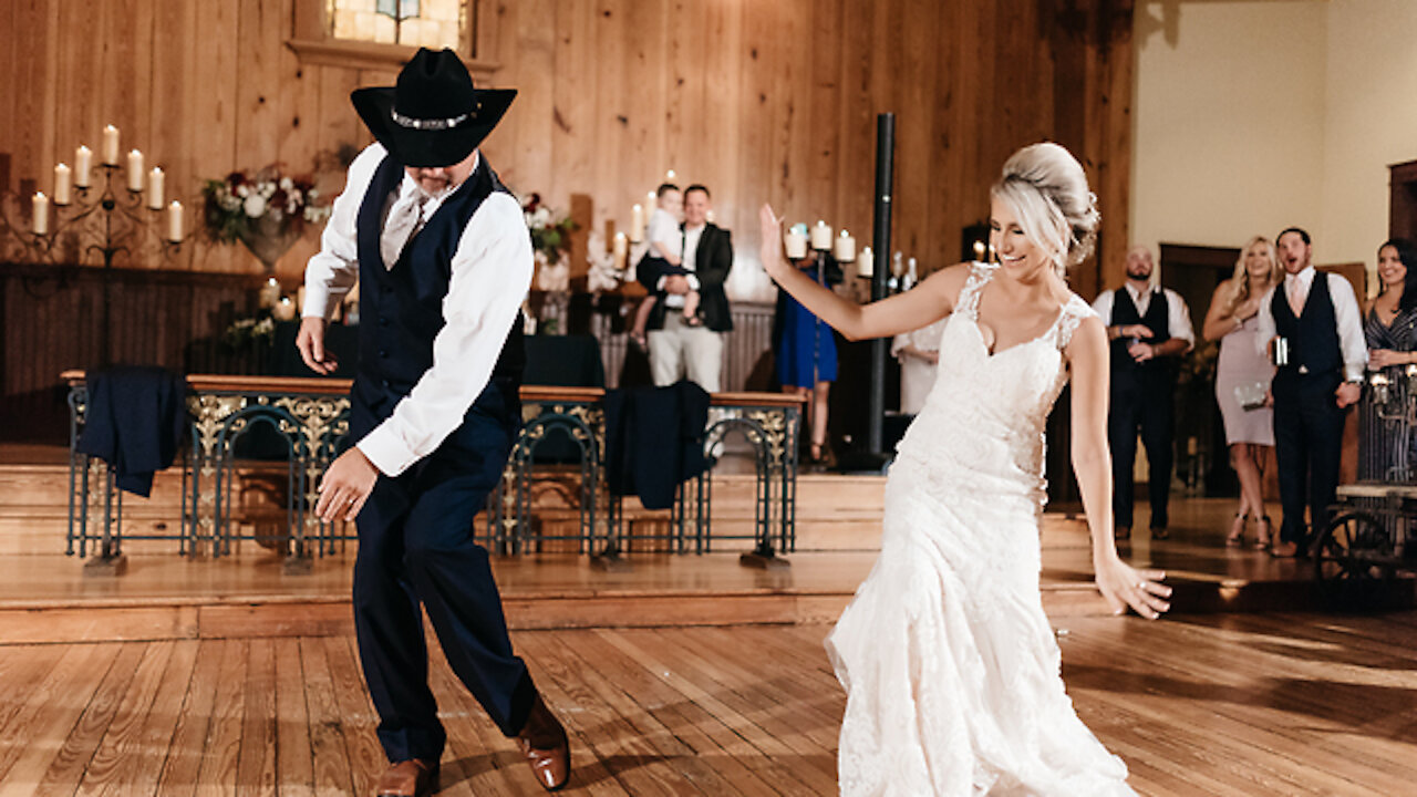 This daughter-father wedding dance had every guest on their feet