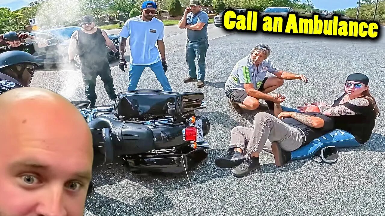 28 Minutes of Bad Crashes & Close Calls - Moto Stars Review