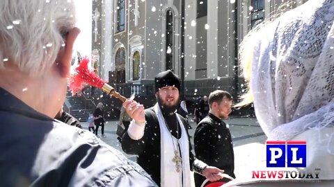 RUSSIAN EASTER IN THE UKRAINE WARZONE