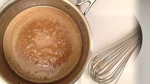 Comment faire rapidement du sucre à la crème (fudge)
