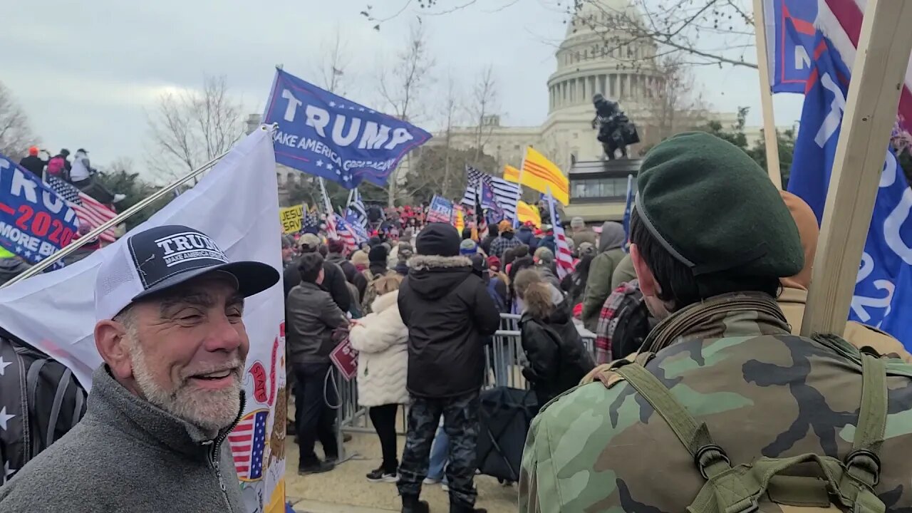 Capitol Hill Protest Shows No Barricade to Prevent Entrance