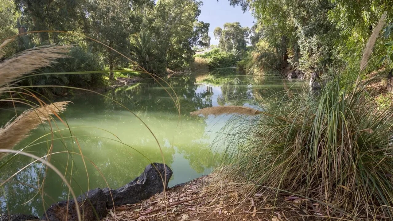 Fun! The Jordon River... a Picture of Jesus! by Reg Kelly