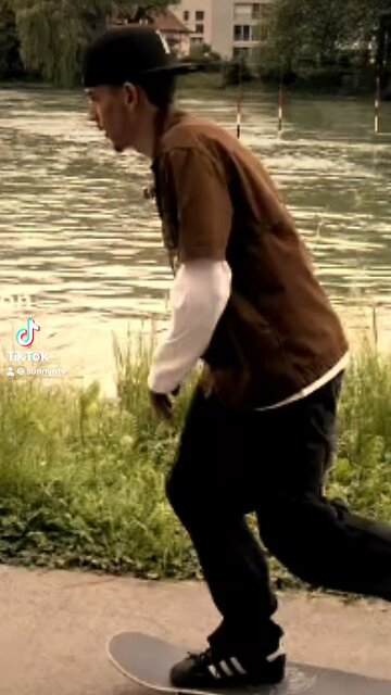 This is insane, cool skateboarding clips.