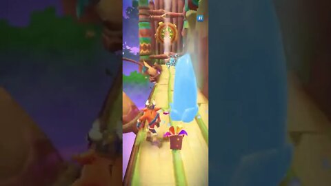 Frosty Ant Drone Battle Run Gameplay On The Great Gate - Crash Bandicoot: On The Run!