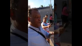 Igreja Brasil para Cristo Evangelizando com pastor Coutinho - Parte 01