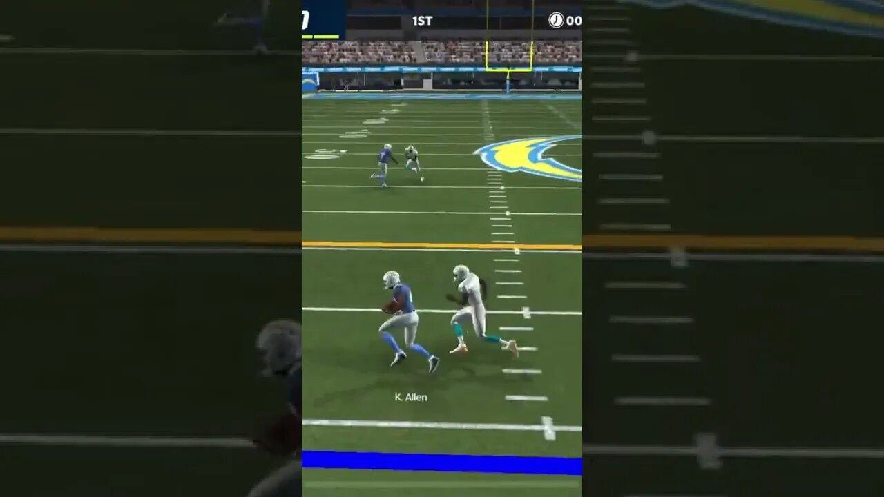 Chargers WR Keenan Allen Pass Reception Gameplay - Madden NFL 22 Mobile Football