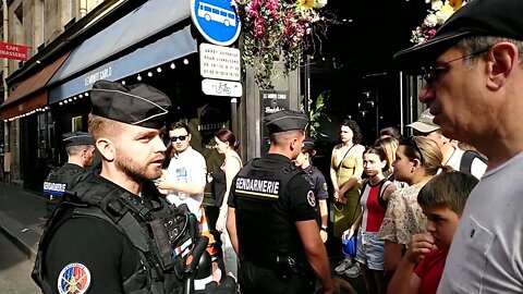 14 juil. 2022- Paris- Mécontentement des gens- Plusieurs accès bloqués 😩
