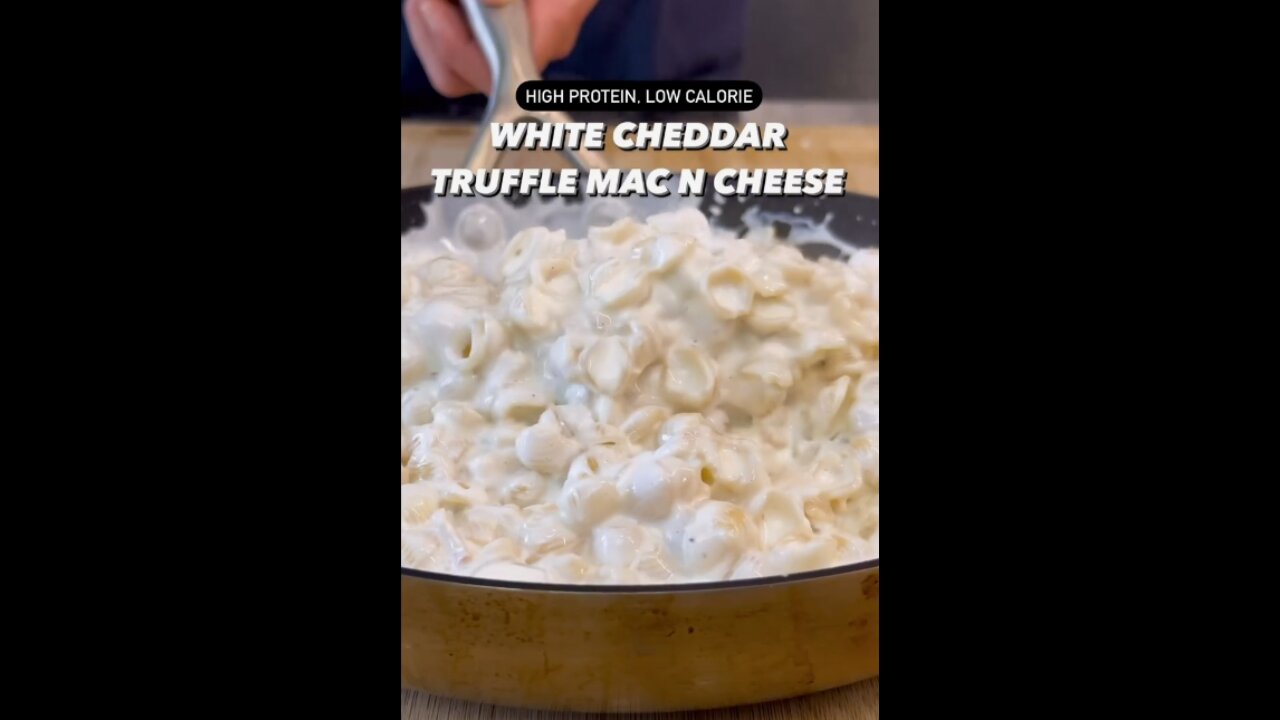 Indulge in the Decadence of White Cheddar Truffle Mac n Cheese