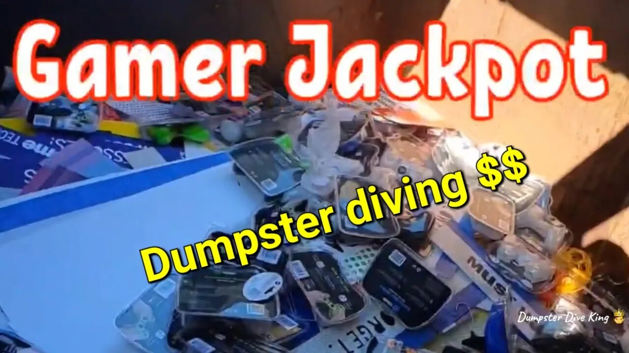 Dumpster diving greats !! Gamer scores, food candy toys and more !!