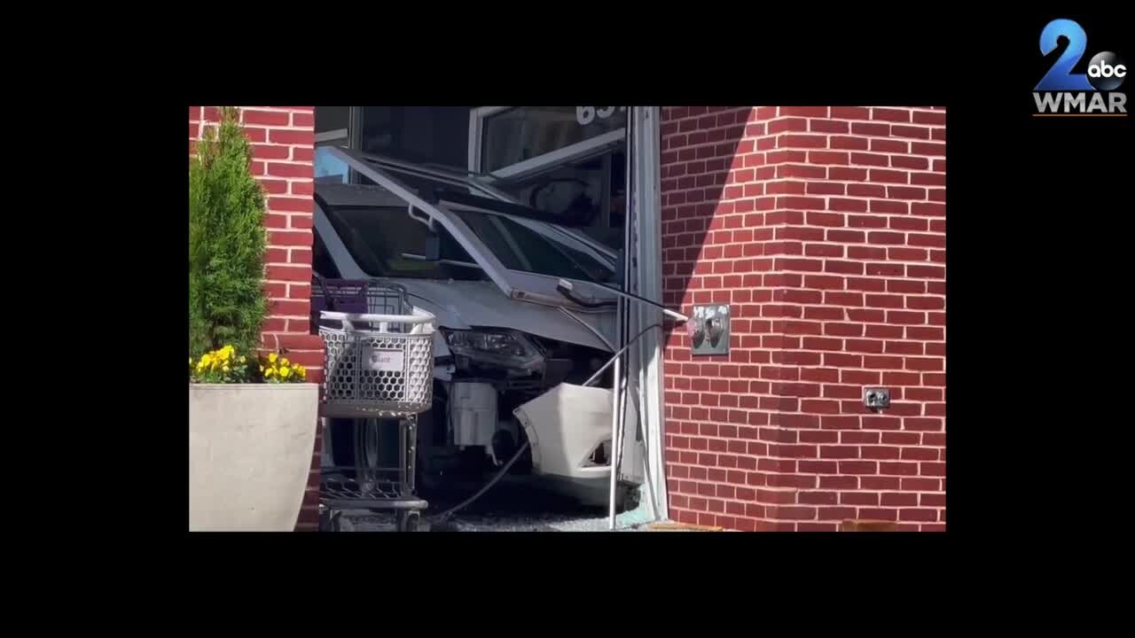 Car crashes into brand new hibachi restaurant on York Road