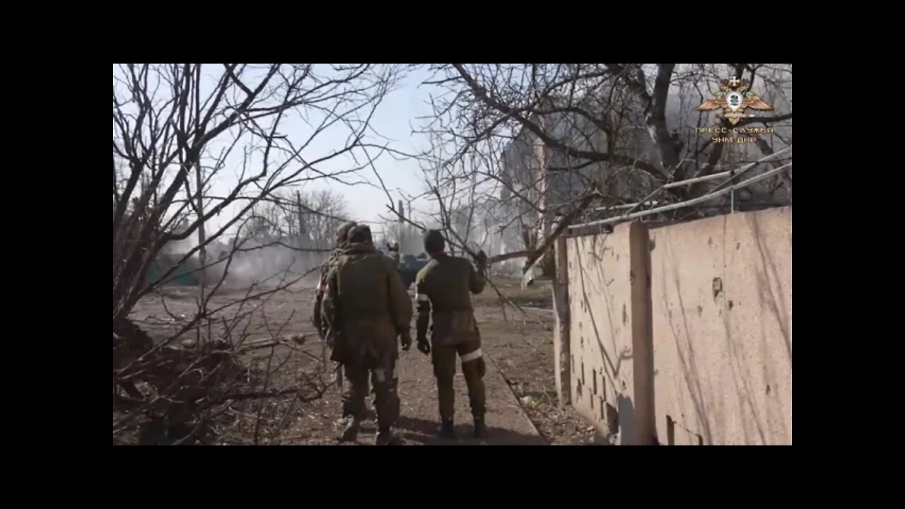 Russian & DPR Troops Clearing Out Azov From Mariupol