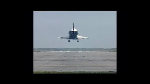 NASA Space Shuttle Discovery Mission STS-131 Landing