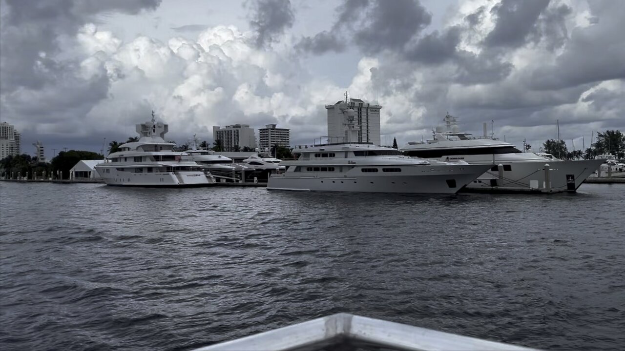 Fort Lauderdale Water Taxi (Widescreen) #WaterTaxi #FortLauderdale #GalleryOne #Intercoastal #4K