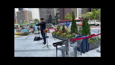 상록수, 대금, 서울시청, 대한문, 공연, 솔잎, 돌보는 사람도 하나 없는데, 비바람 맞고 눈보라쳐도,온누리 끝까지 맘껏 푸르다, 서럽고 쓰리던 지난날들도, 다시는 오지 말라고