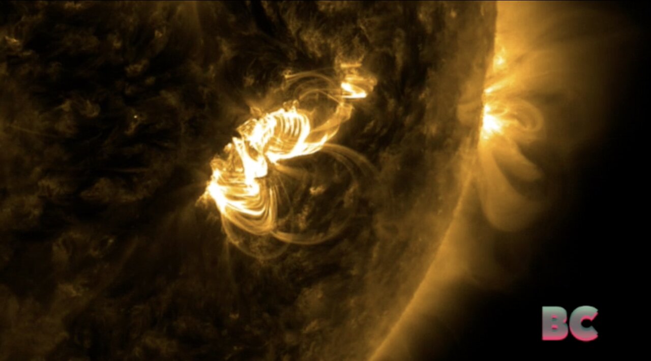 Mysterious ‘heartbeat-like’ radio signals discovered inside a solar flare