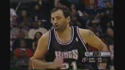 Vlade Divac 18 Points @ Rockets, 2000-01.