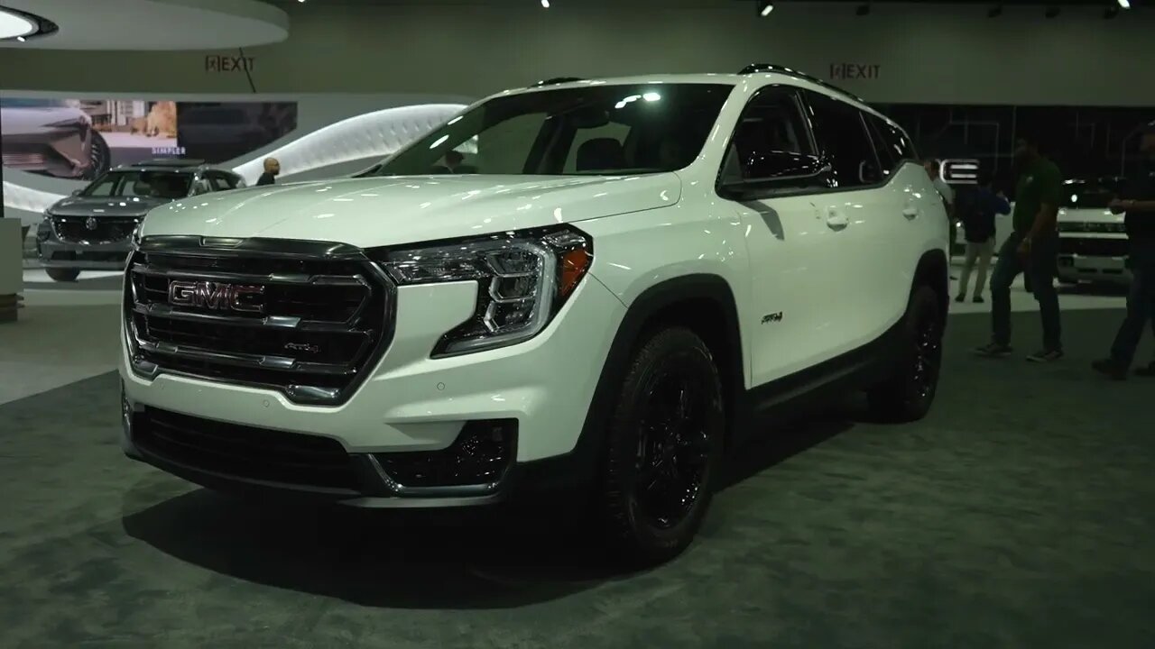 2023 GMC Terrain AT4