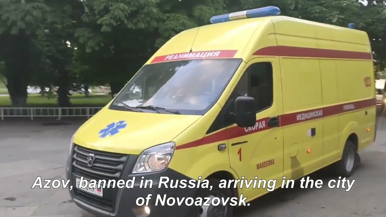 Ambulances With Wounded Azov Nationalists & Ukranainan POW's From Azovstal Arrive In Novoazovsk