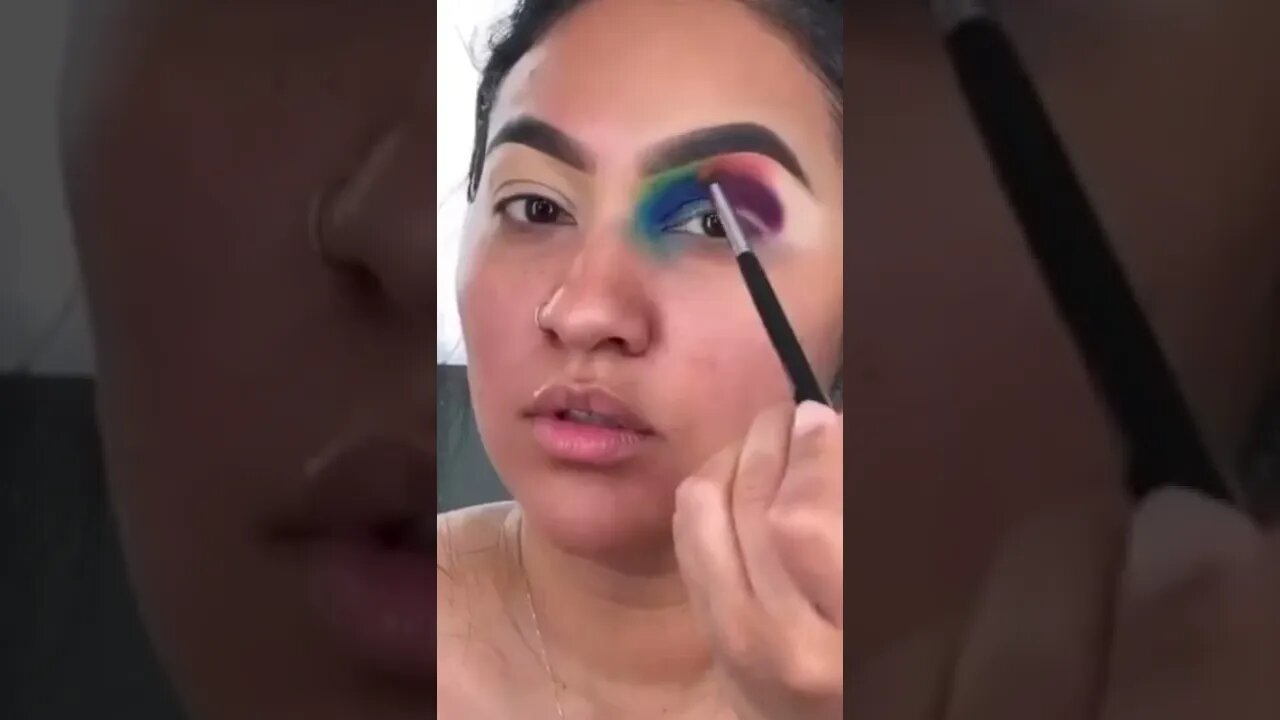 #eyeliner #eyemakeup #makeupartist #makeupbeauty #makeupideas #makeuplooks #makeuplover #shorts