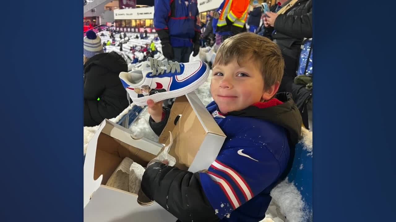 Diggs surprises young Bills fan with a meaningful Christmas gift