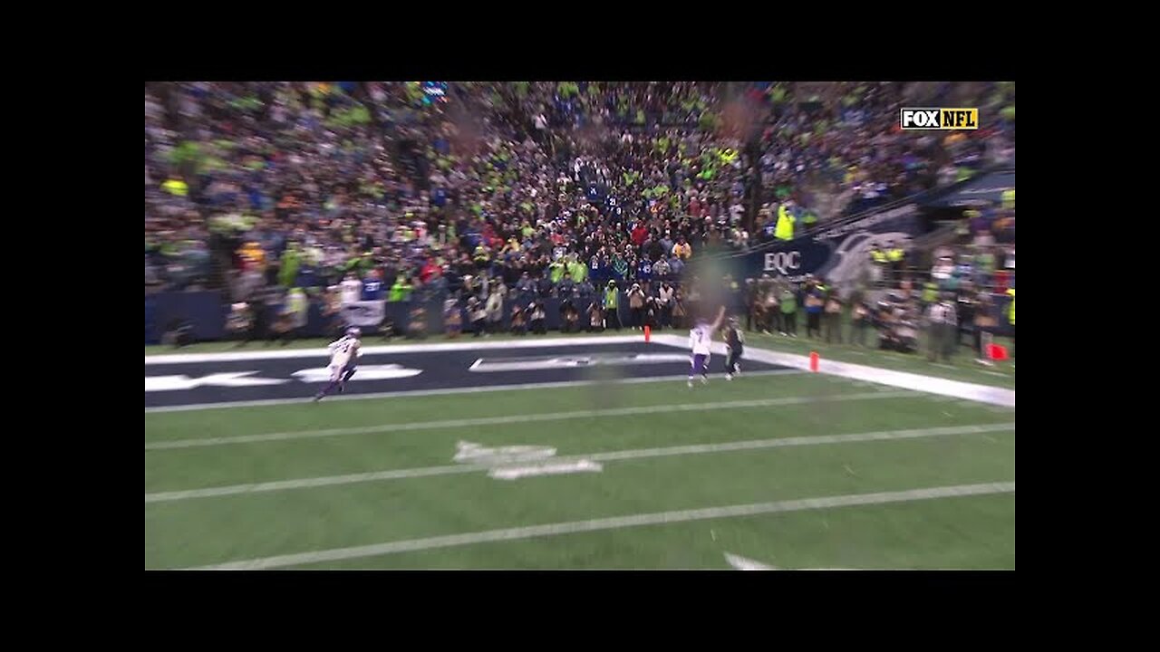 Geno Smith's dime hits JSN on the wheel route for six