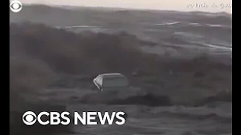 Cars wash into the sea as "powerful" storm Daniel slams Greece