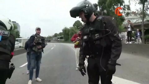 In Paris fackelt die Polizei nicht lange bei der letzten Generation