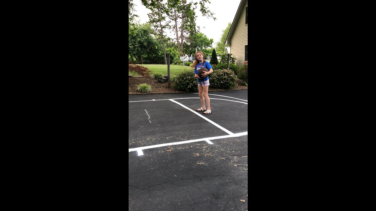 Averie 2023 Chloe hair flip 2