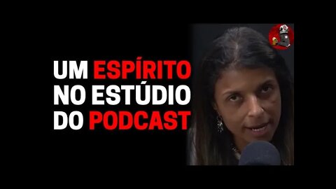 VANDINHA VÊ ESPÍRITO AO VIVO com Vandinha Lopes | Planeta Podcast (Sobrenatural)