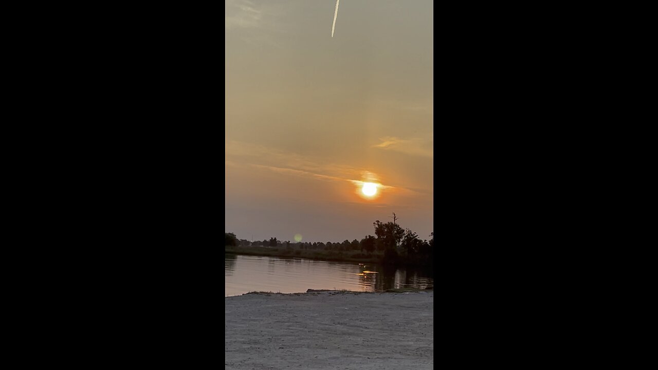 Sky Criminal Appearance! Chemtrails and the Sun