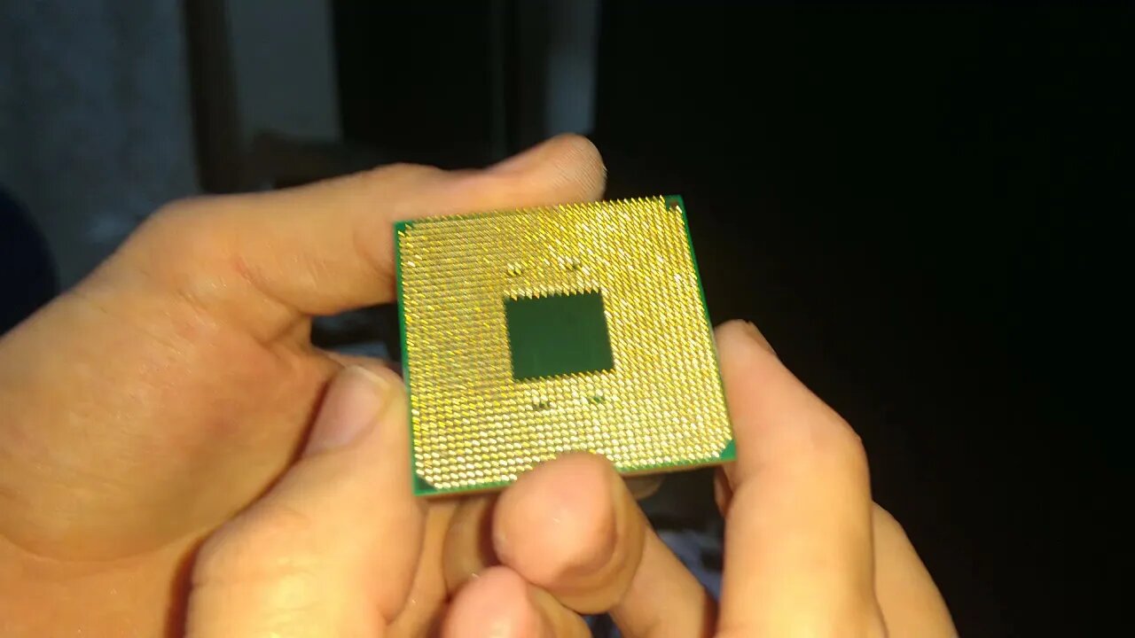 Athlon 200ge não ligou, este vídeo foi enviado ao Fornecedor como prova na disputa.