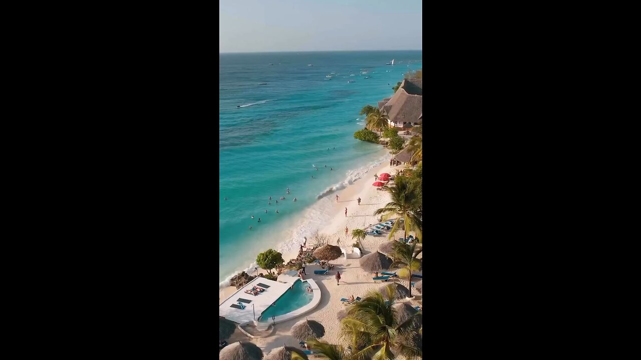 Best beach in Tanzania Zanzibar beach 🌊🏝️#zanzibar #beach #rumble