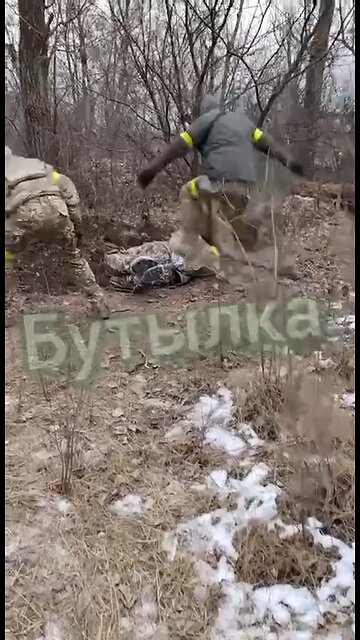 War crimes, Ukraine burying their own alive who refuses to die for NATO