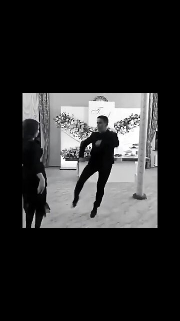 СУПЕР ТАНЕЦ! ОЧЕНЬ КРАСИВО ТАНЦУЮТ! #shorts