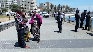 SOUTH AFRICA - Cape Town - Sea Point Drowning (Video) (y6E)