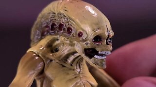 Hiya Toys Alien Resurrection Newborn Alien Exquisite Mini @The Review Spot