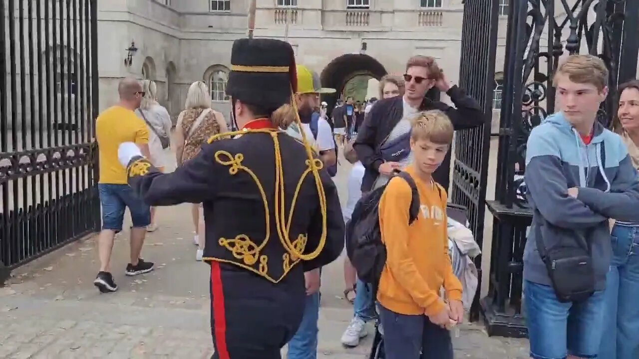 Stand clear of the guard she shouts 3 times #horseguardsparade