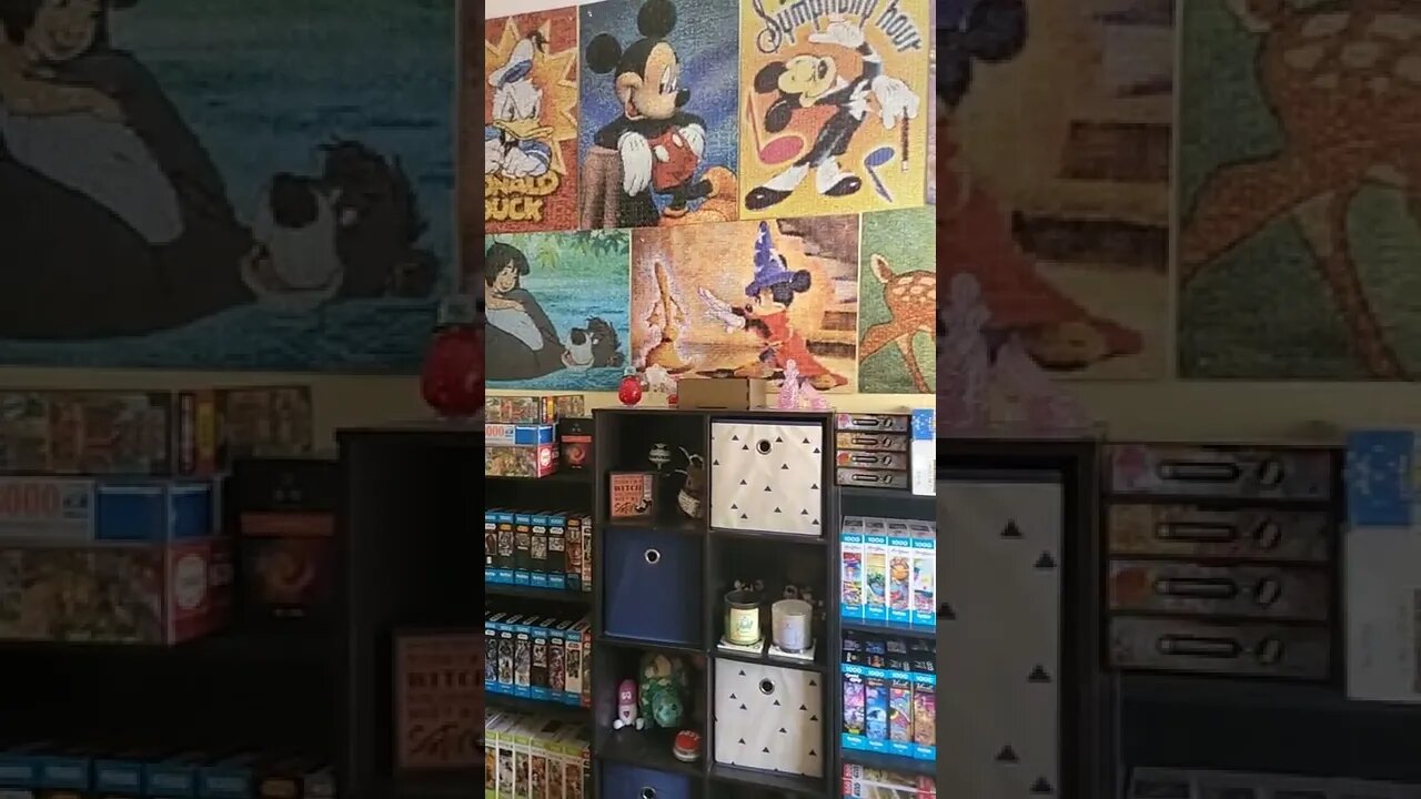 I reorganized some of my Buffalo Games puzzles! On the wall are BuffaloGames Photomosaic puzzles! 😀🧩