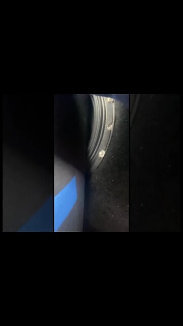 If yr ever wondering how to numb yr ass just get yr friend to install subs under the seat #shorts