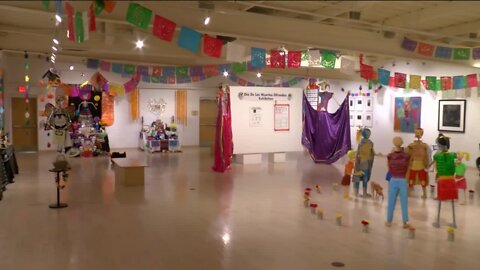 Milwaukee art exhibit honors lost loved ones for Day of the Dead