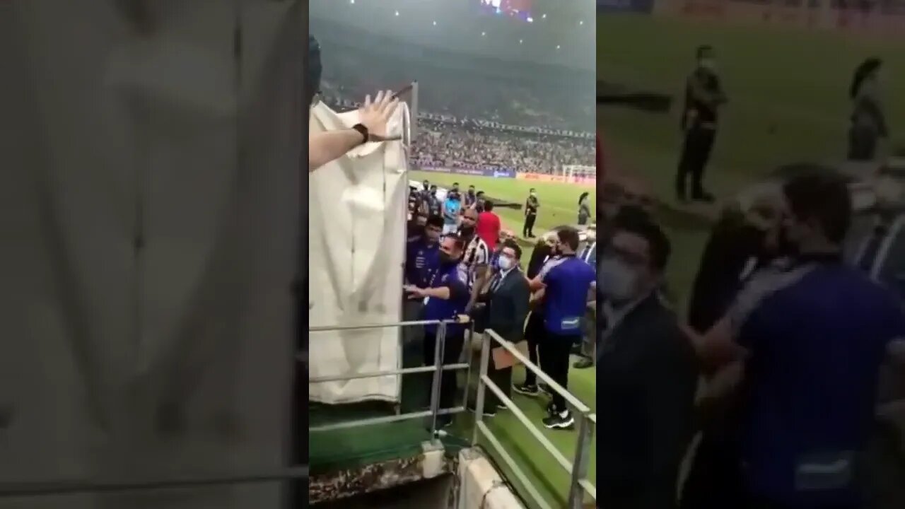 VINA FICA BRAVO COM TORCEDOR APÓS ERRAR PÊNALTI 😅😂😅#shorts #ceará