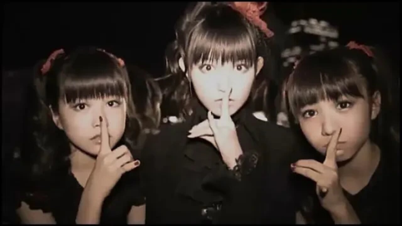 Babymetal -Uki Uki Midnight 「ウキウキ★ミッドナイト」HD