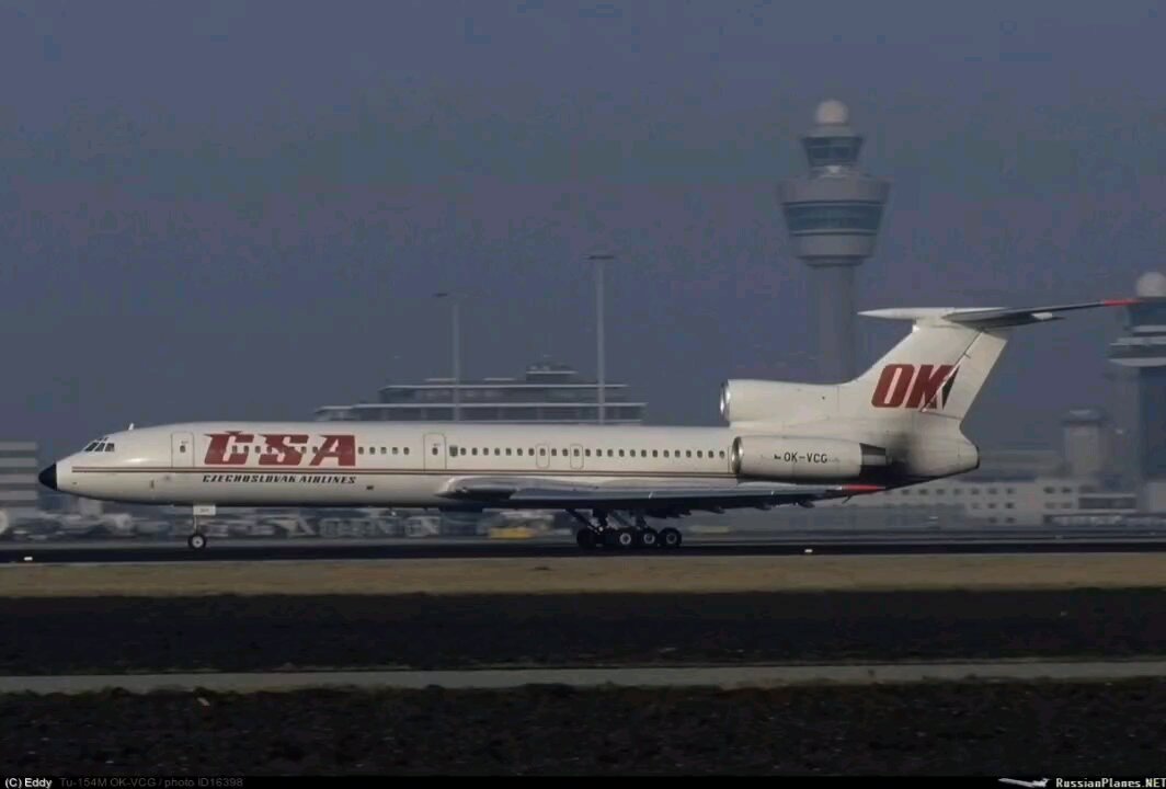 Tupolev Tu-154M demolition