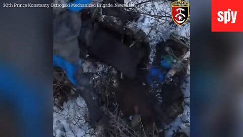 Ukrainian Drone Drops Multiple Bombs Into Russian Soldiers Trench