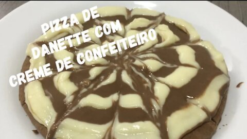 Aula 04 - Pizza de Danette com Creme de Confeiteiro, feita com massa de chocolate - Diferente !!