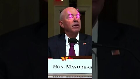 This GUY HERE!🤦🏻‍♂️ #shorts #shortsvideo #shortsfeed #news