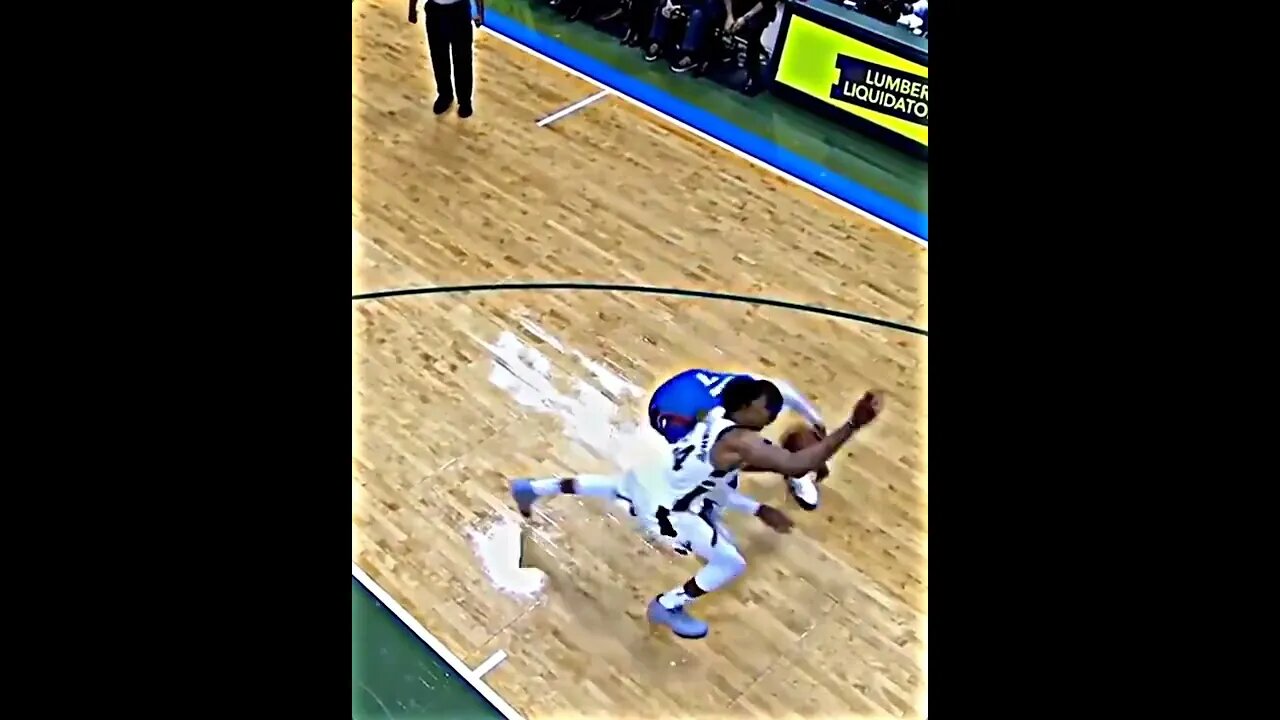 Carmelo Crossover On Giannis But Then Got Blocked